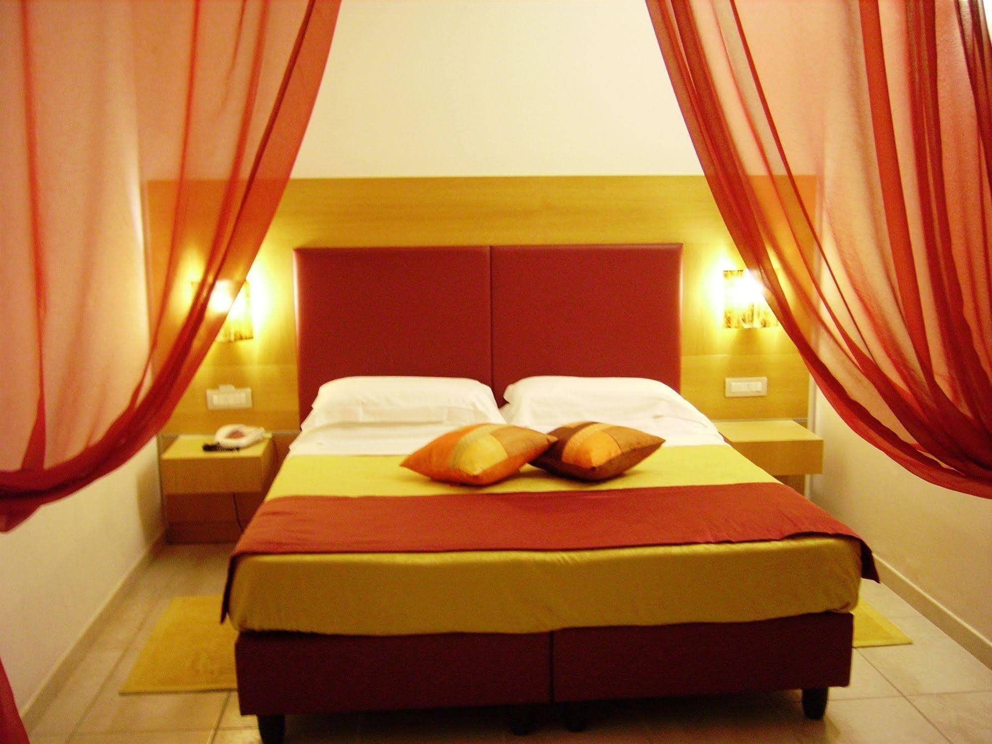 Hotel Degli Haethey Otranto Eksteriør billede